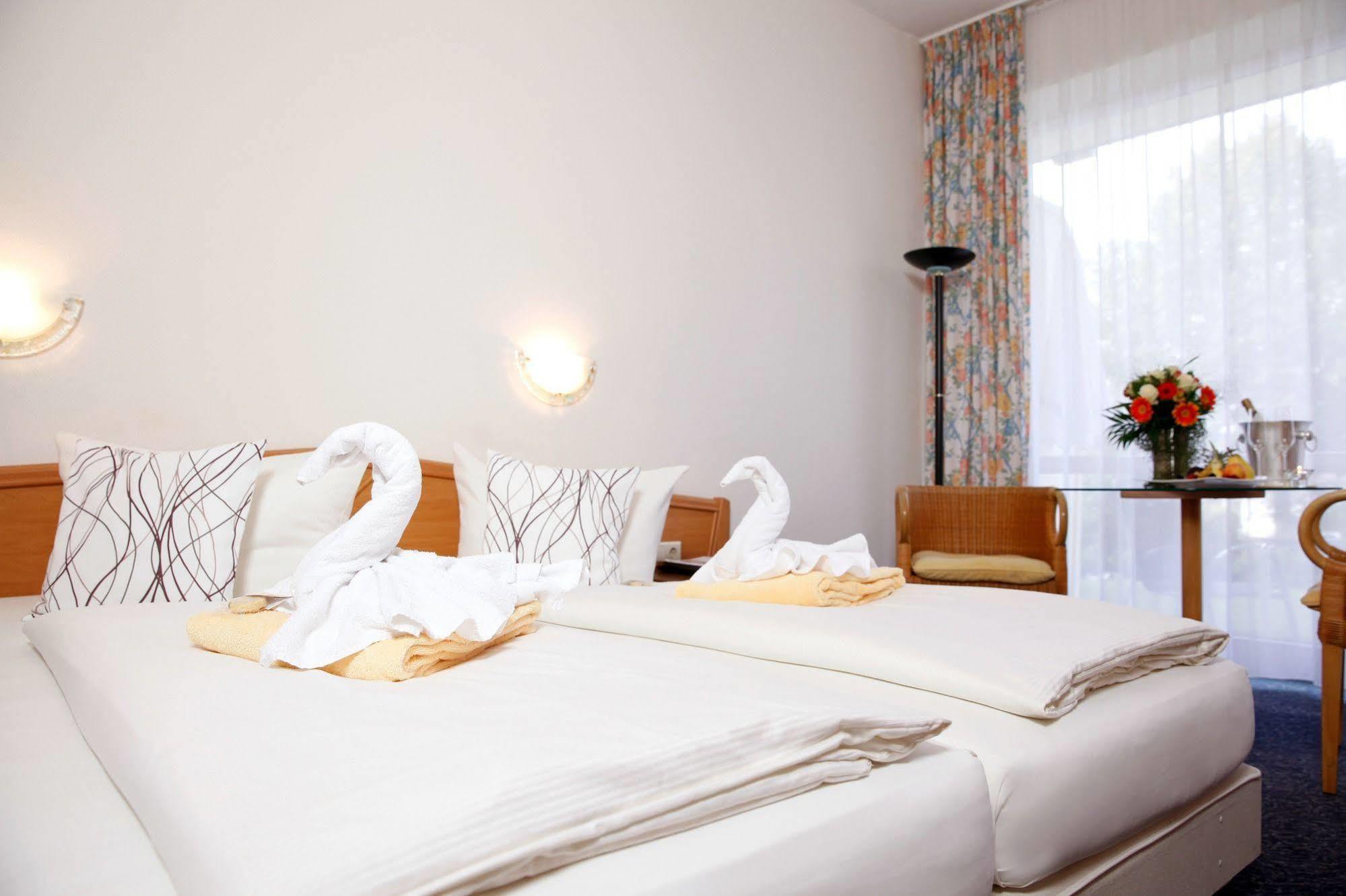 Sonnenhotel Fuerstenbauer Боденмайс Экстерьер фото
